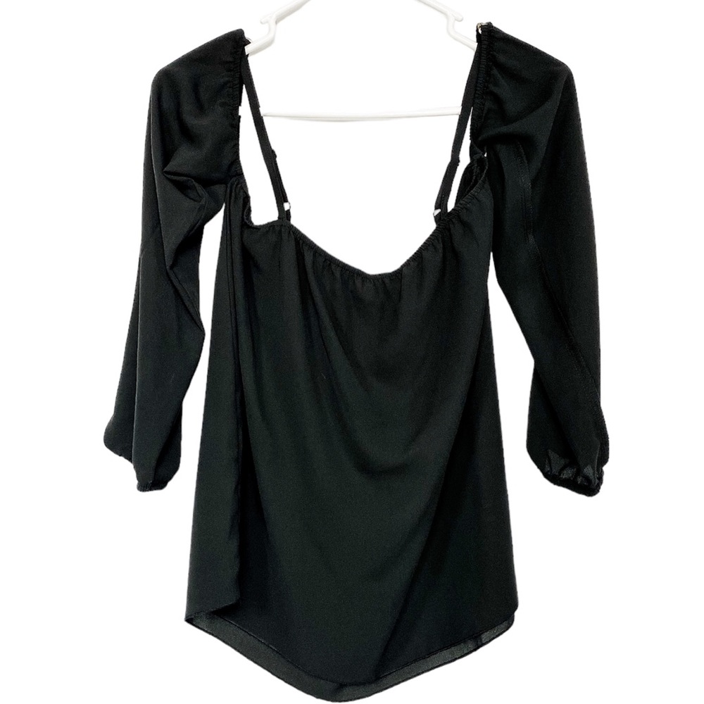 Bongo- Black off the shoulder Long Sleeve Crop Top. M72